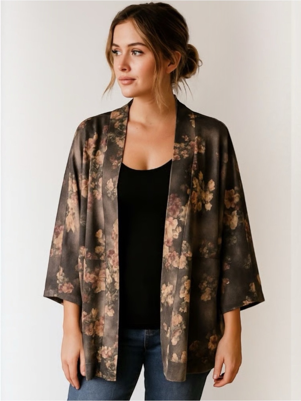 SOLITAIRE Anthropologie Kimono Jacket Open Front Pockets Floral Faux Suede